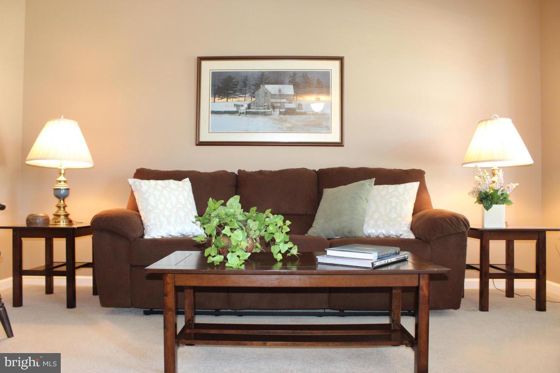 SOUTHRIDGE FARM - Residential