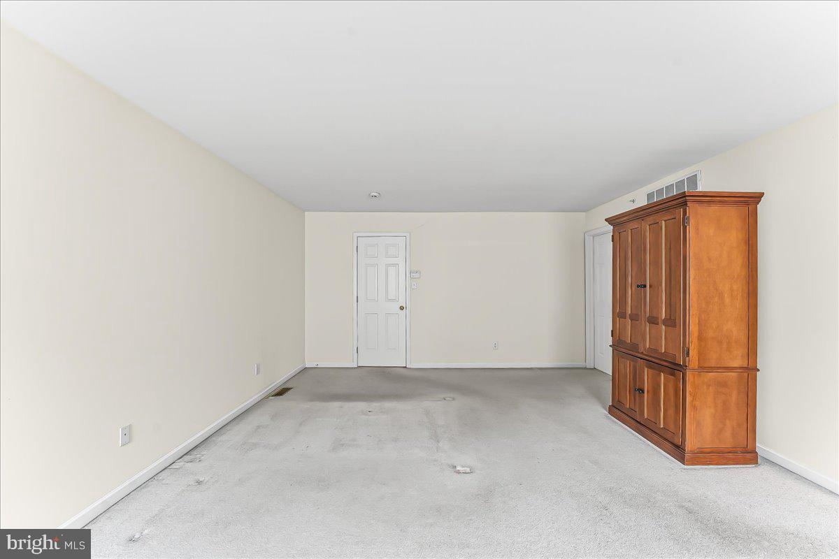 QUARRY HILL - Residential