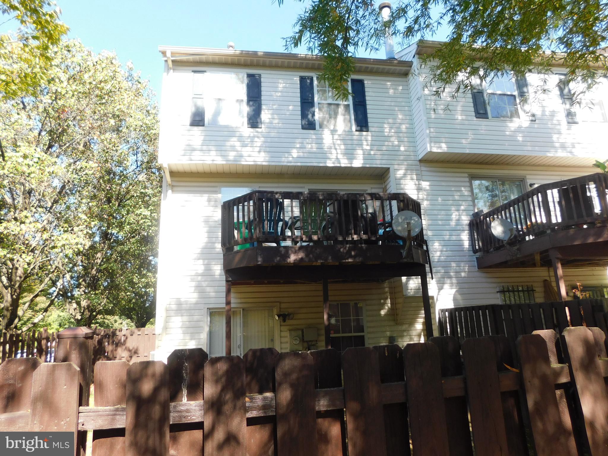 COLONY SQUARE - Residential