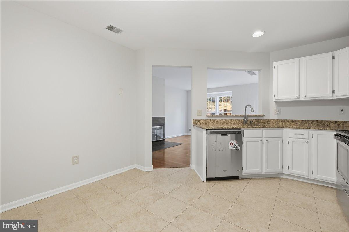 GABLES AT GUNSTON - Residential