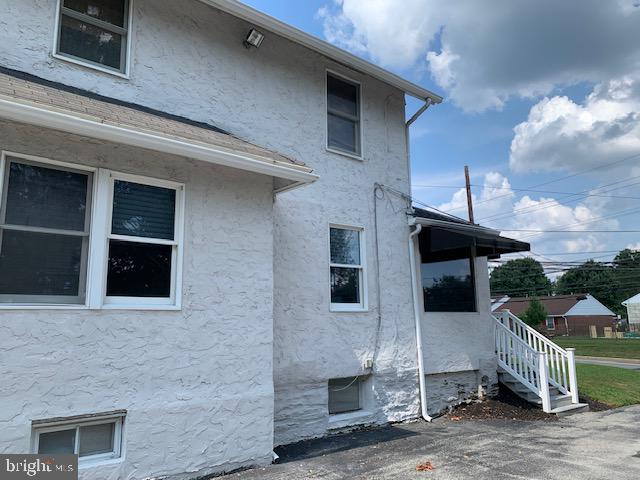 918 N PROVIDENCE ROAD