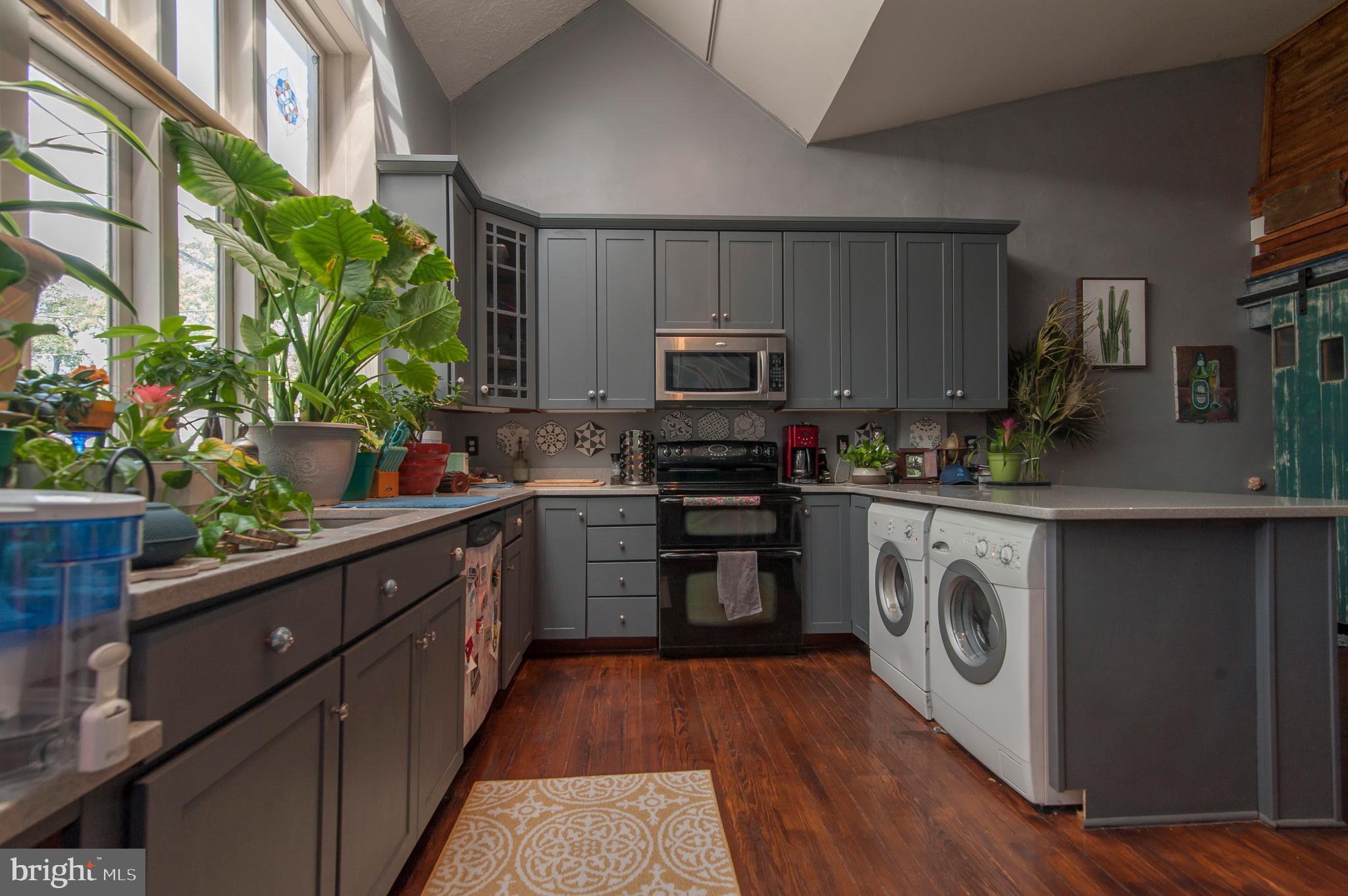 MOUNT VERNON PLACE HISTORIC DISTRICT - Residential