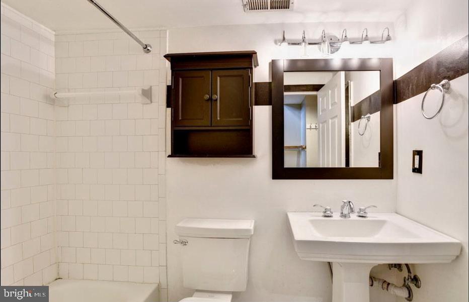 MOUNT VERNON PLACE HISTORIC DISTRICT - Residential