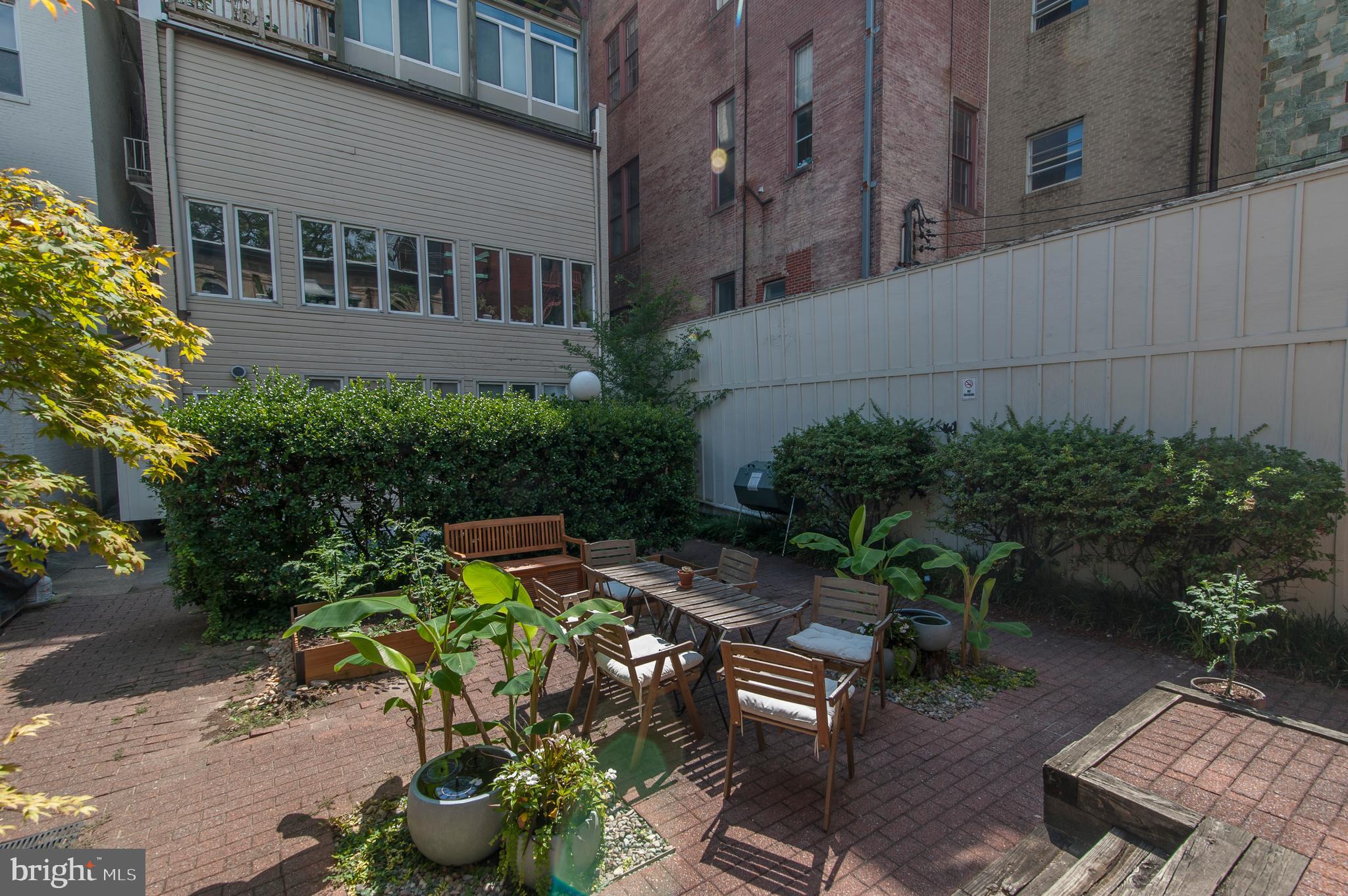 MOUNT VERNON PLACE HISTORIC DISTRICT - Residential