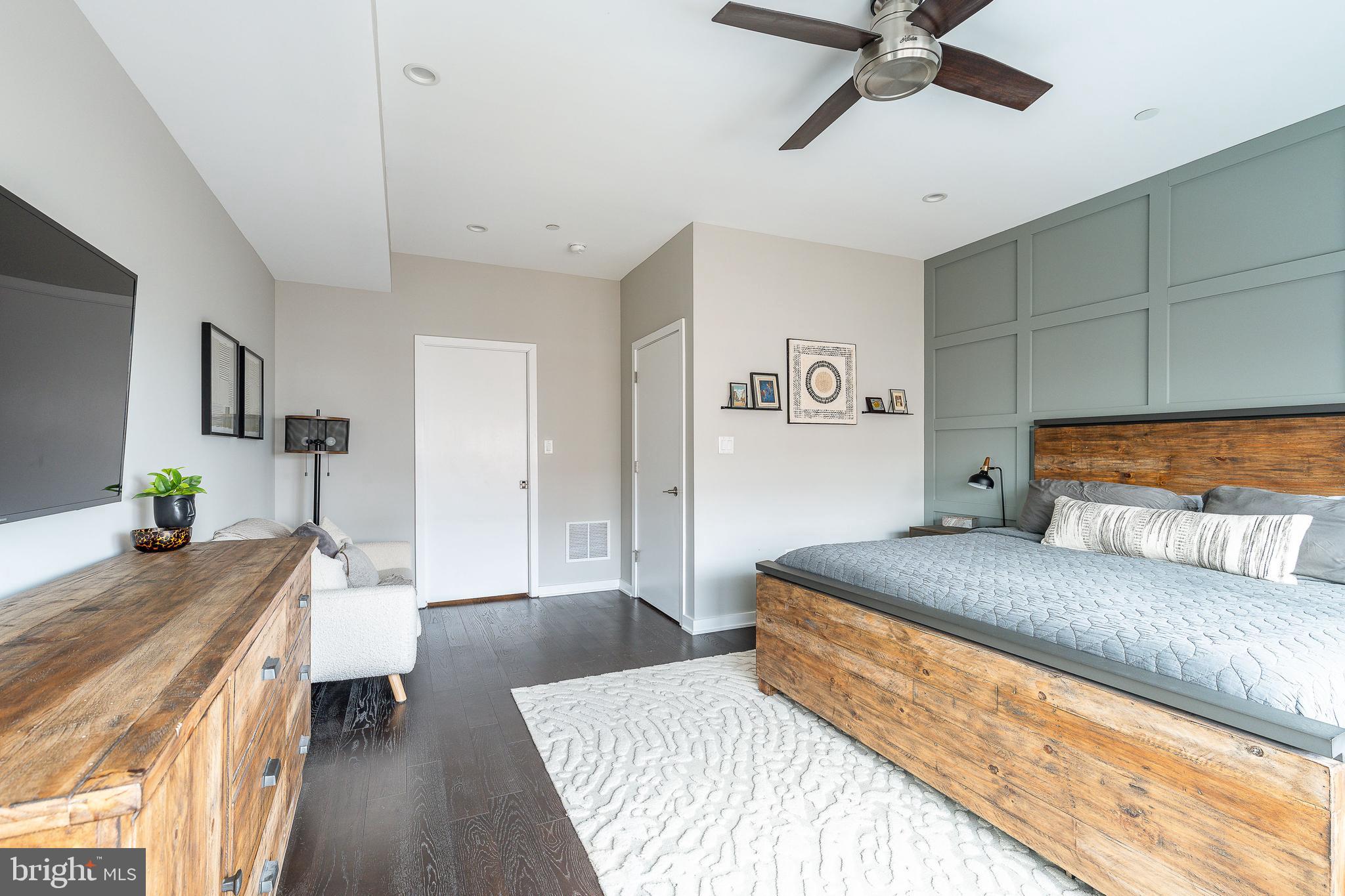 EAST PASSYUNK CROSSING - Residential