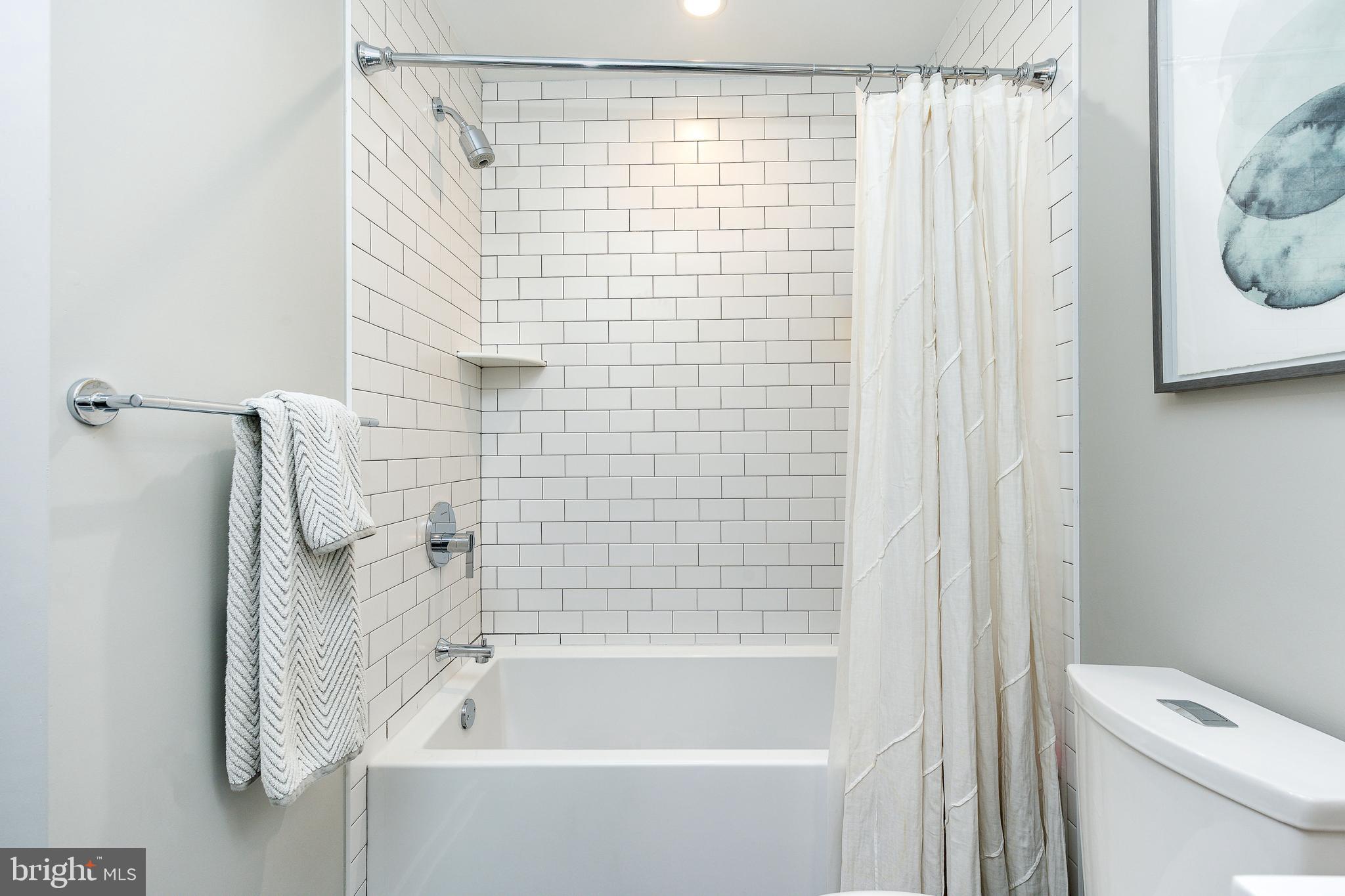 EAST PASSYUNK CROSSING - Residential