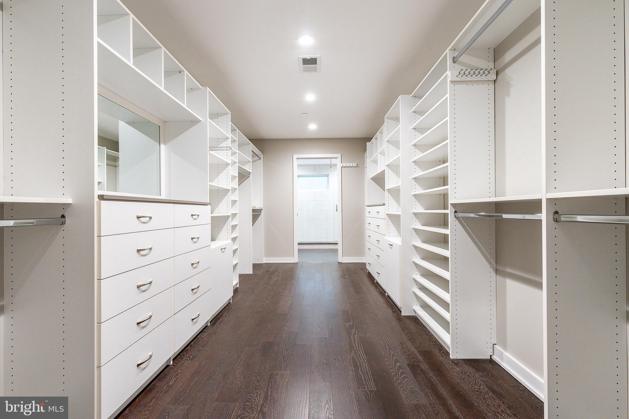 EAST PASSYUNK CROSSING - Residential