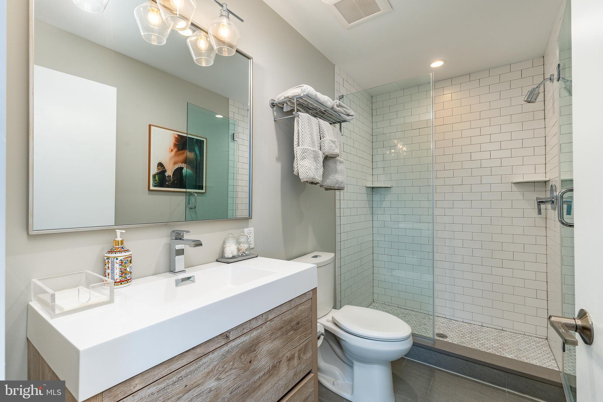 EAST PASSYUNK CROSSING - Residential