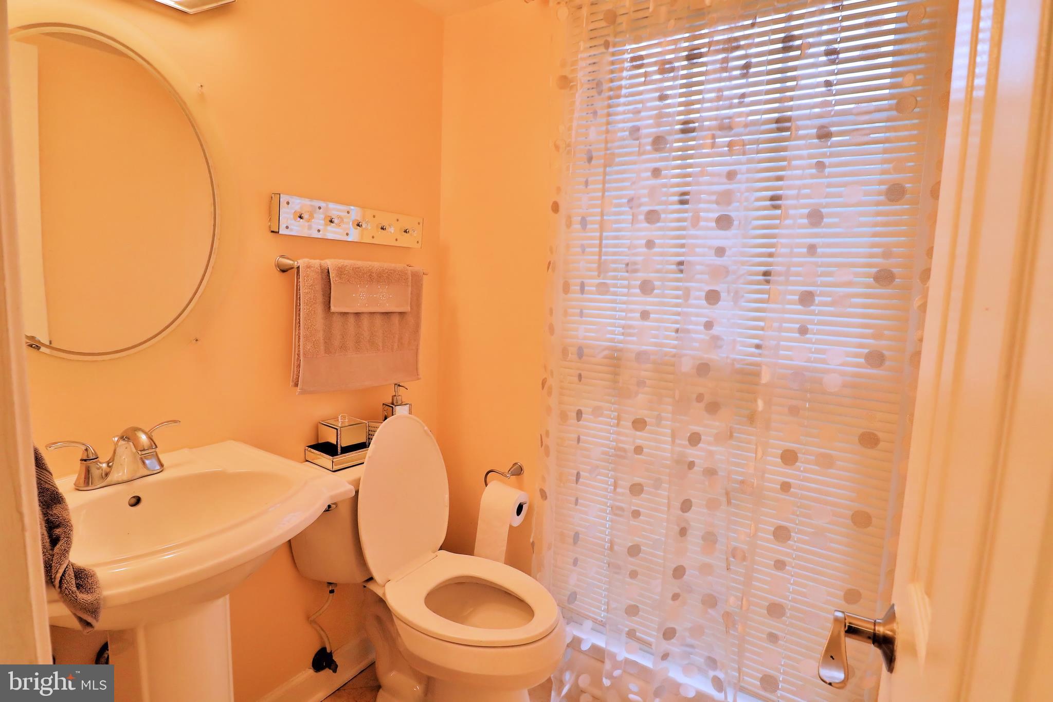 NEWINGTON WOODS WEST - Residential Lease