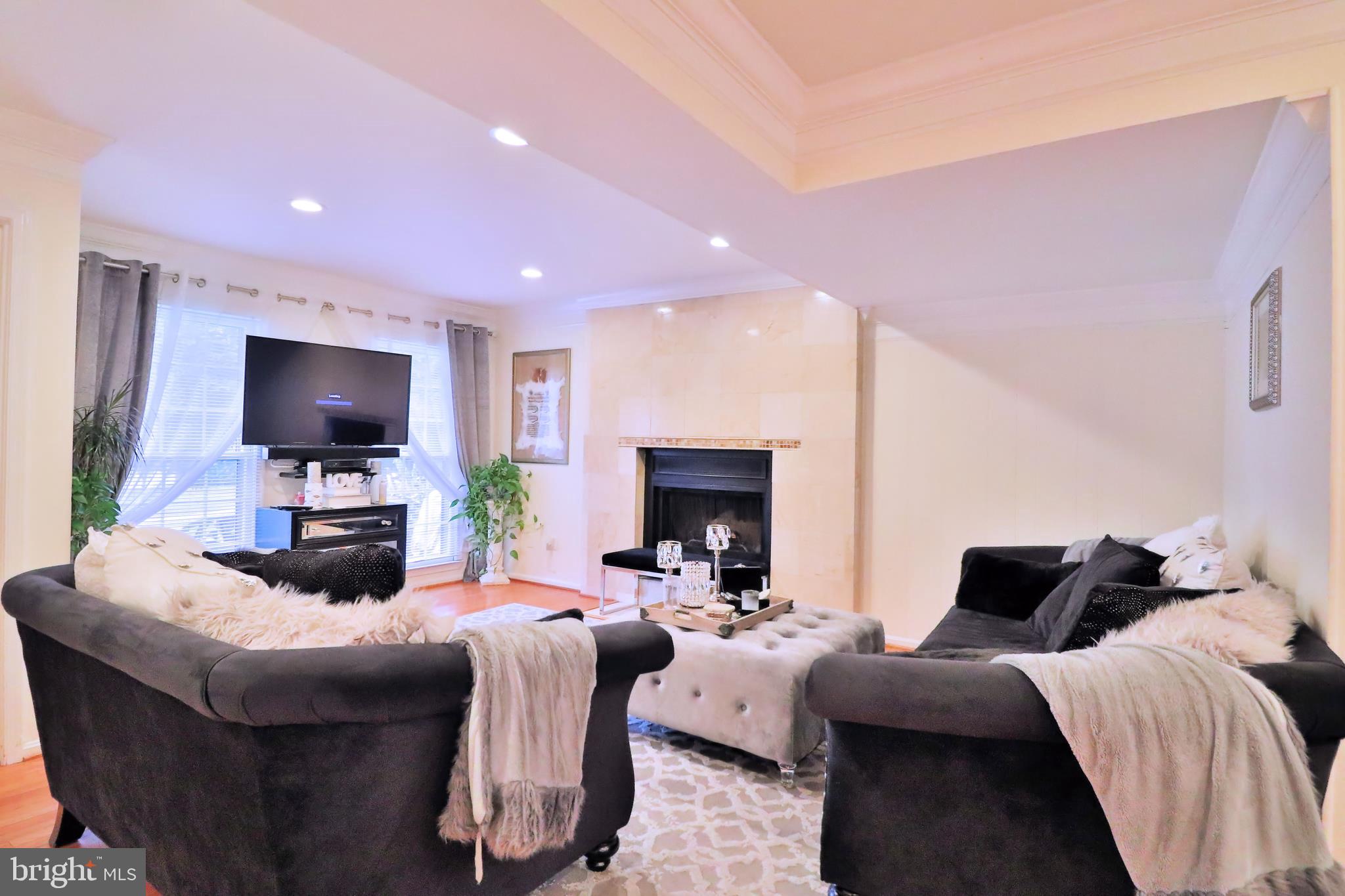 NEWINGTON WOODS WEST - Residential Lease