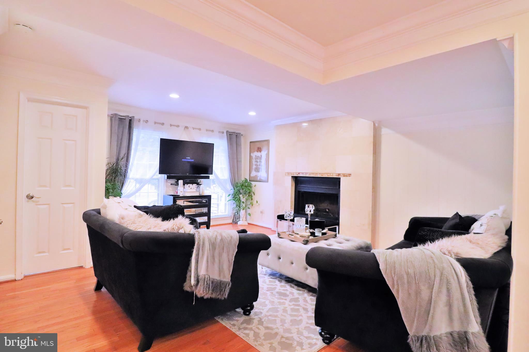 NEWINGTON WOODS WEST - Residential Lease