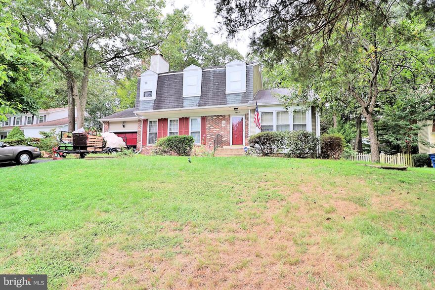 Location: Close to VRE/FFX Co PKWY and slug line for commuting to work....Featuring main level hardwoods, tastefully appointed KT w/ refinished cabinets, fireplaces, You will love the gourmet kitchen, open to family room that walk out to decks and level backyard A spacious home office finished basement w/3rd full bath, garage, 2 decks, fenced rear backing to trees, shed and more. Close to West Springfield HS pyramid, shopping, entertainment and major access routes. This home is on a quiet cul-de-sac.