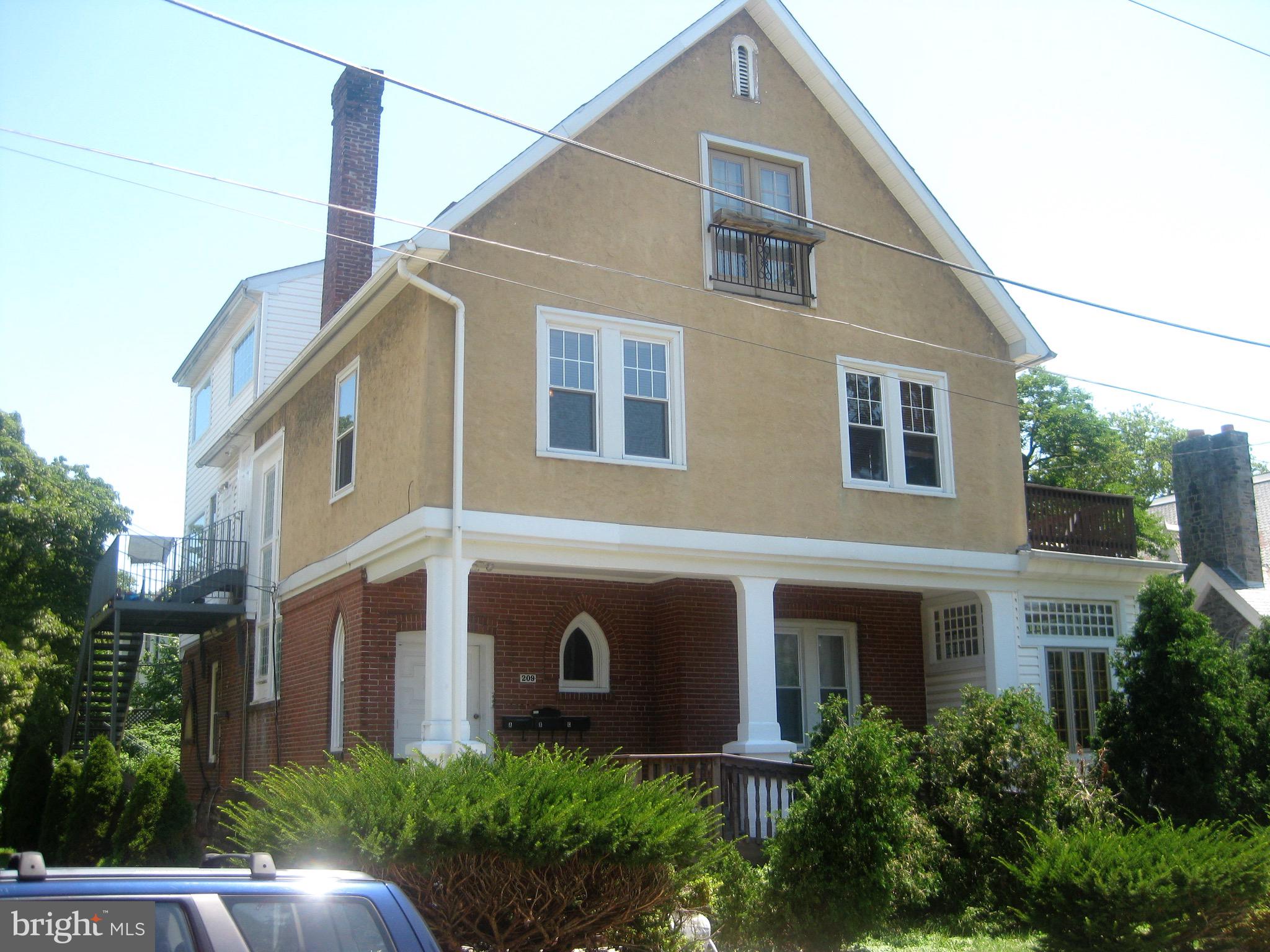 Renovated and charming apartment in Narberth -2 BR, 2 full baths, office/den, LR, Eat n kitchen- excellent condition, gas heat, c/a, walk to location; seek long term tenant; NO SMOKER:NO DOG-sorry