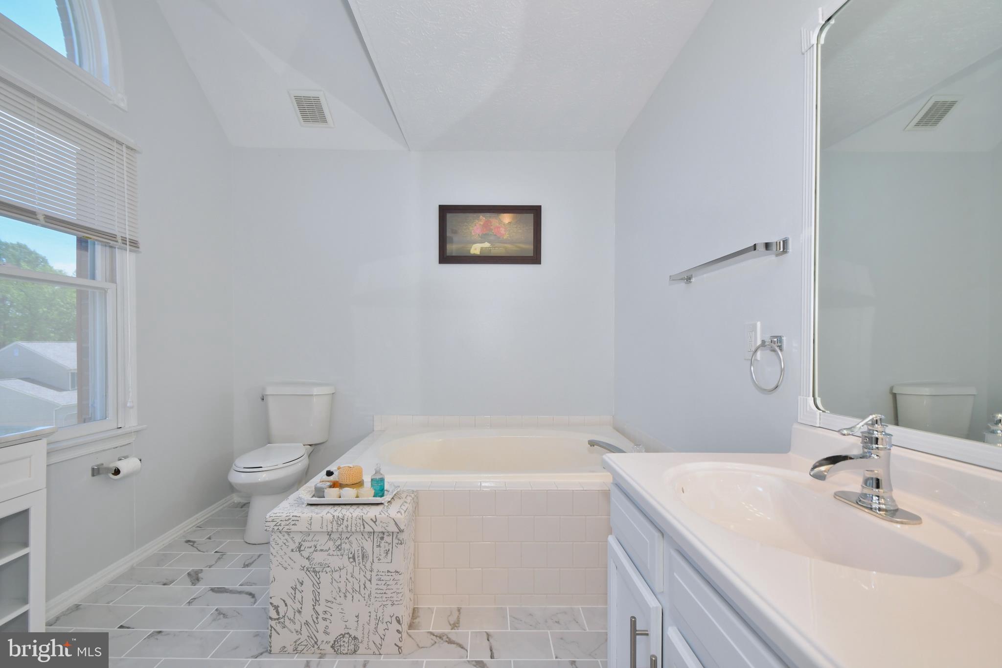 RIVERSIDE - Residential