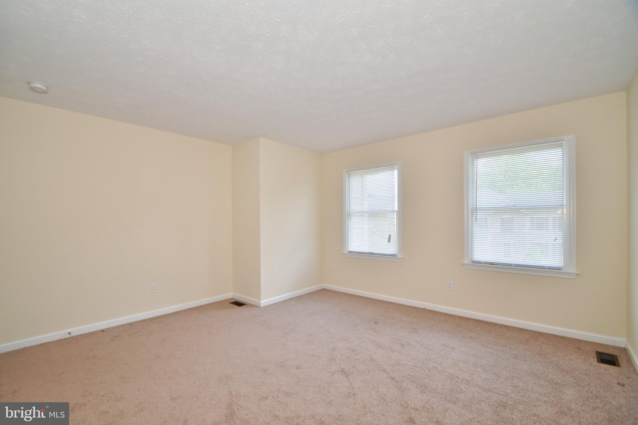 RIVERSIDE - Residential