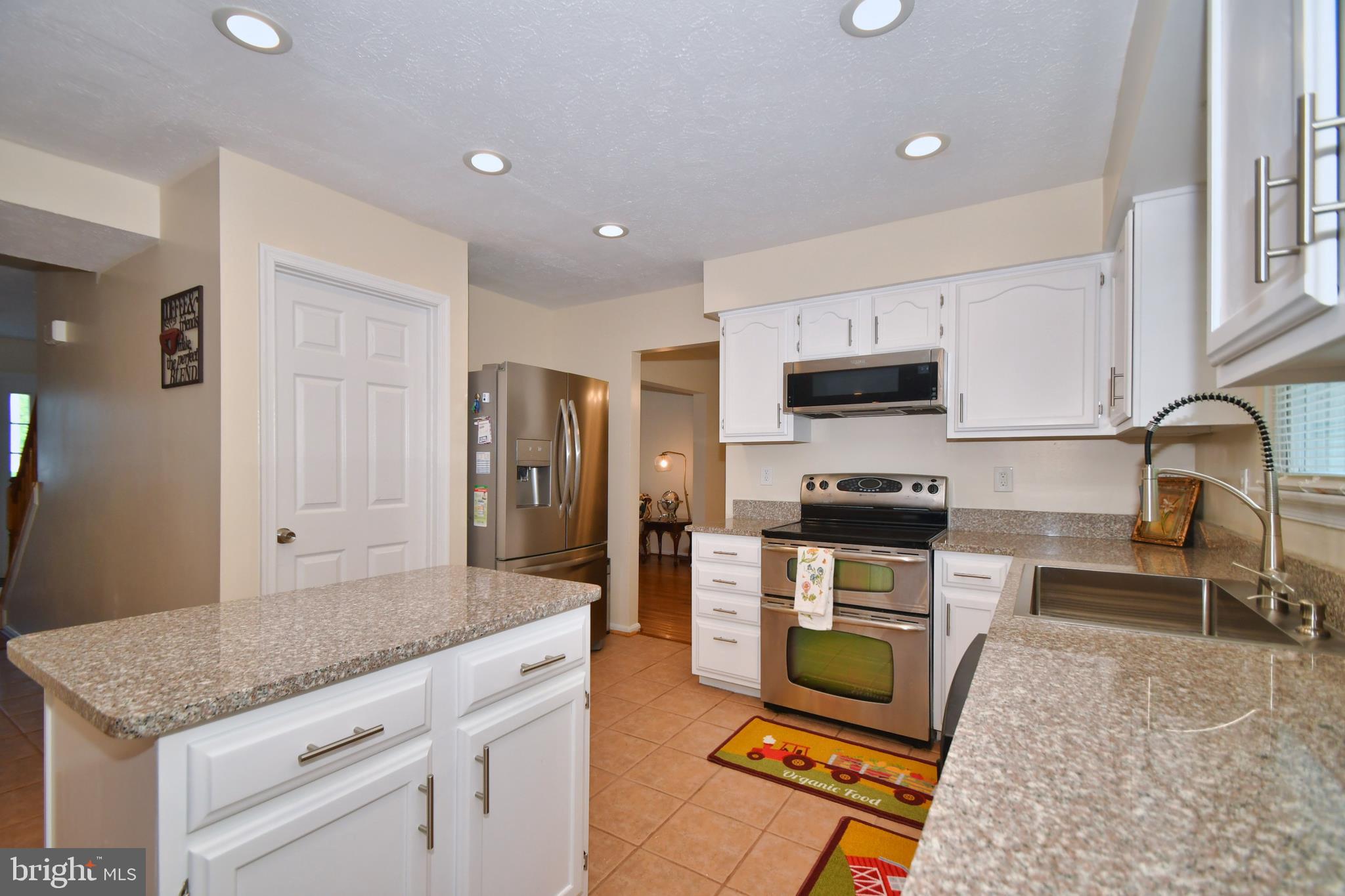 RIVERSIDE - Residential