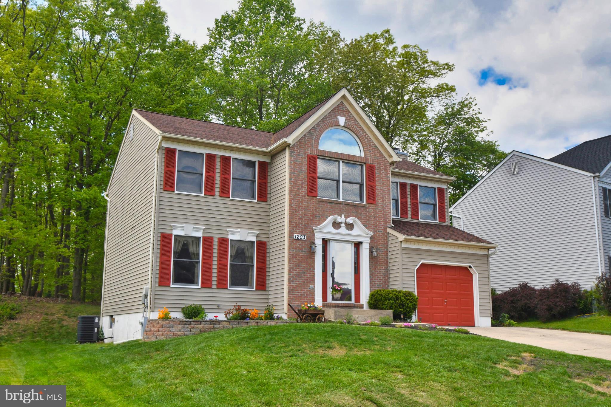 RIVERSIDE - Residential