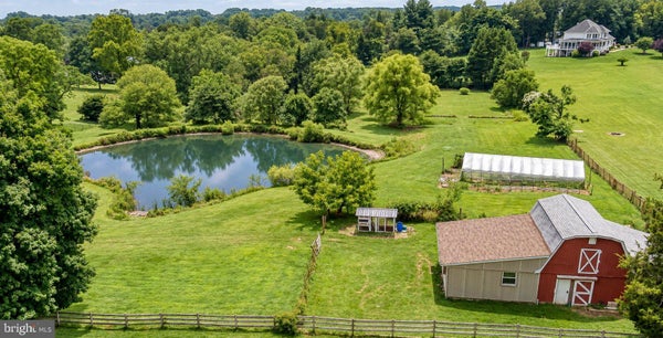12693 TRIADELPHIA RD, ELLICOTT CITY, MD 21042 - Image a2dcbb4b0aabcc4154ad458bc40209c3/1840864372