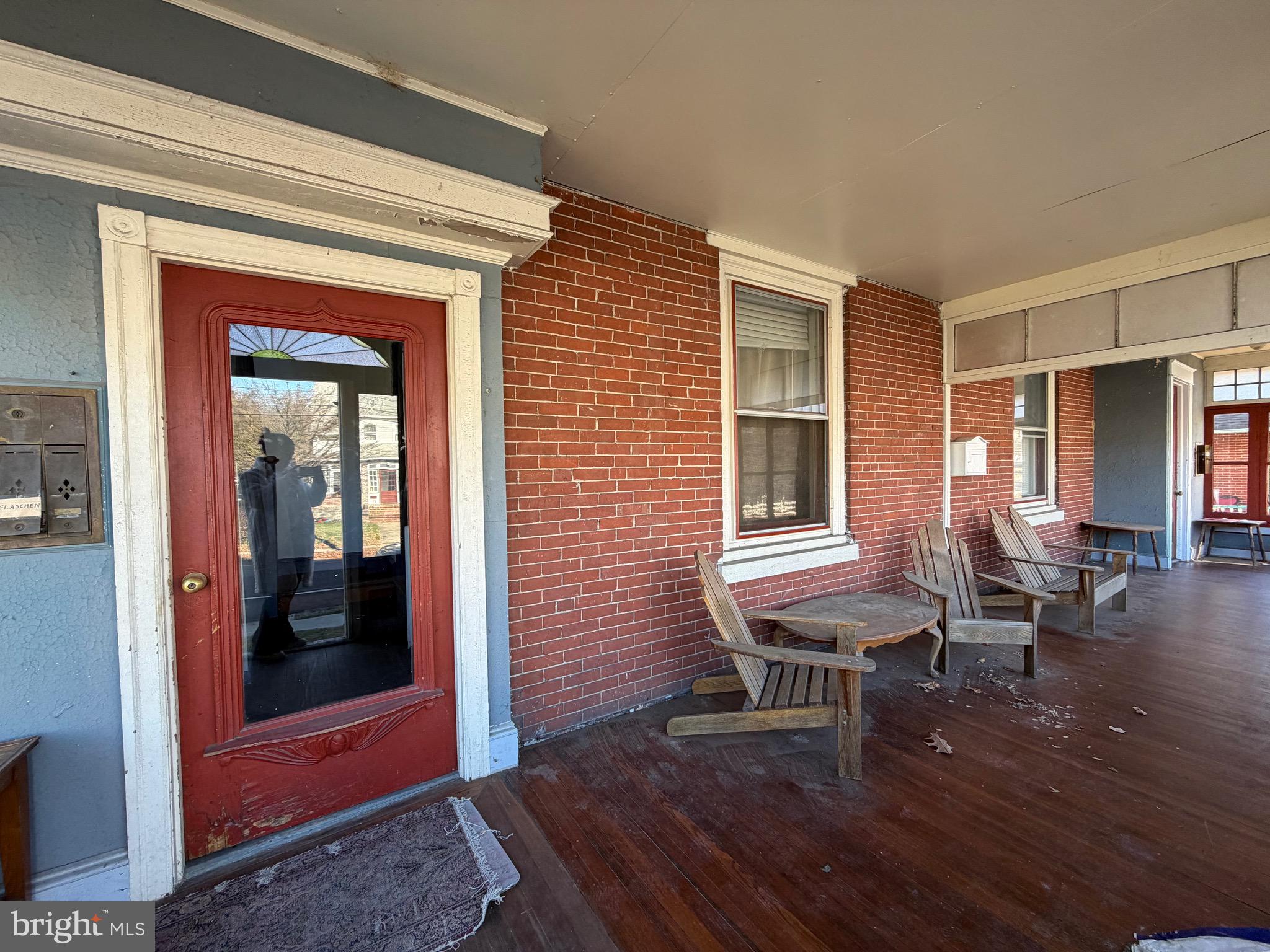 LANSDOWNE - Residential Lease