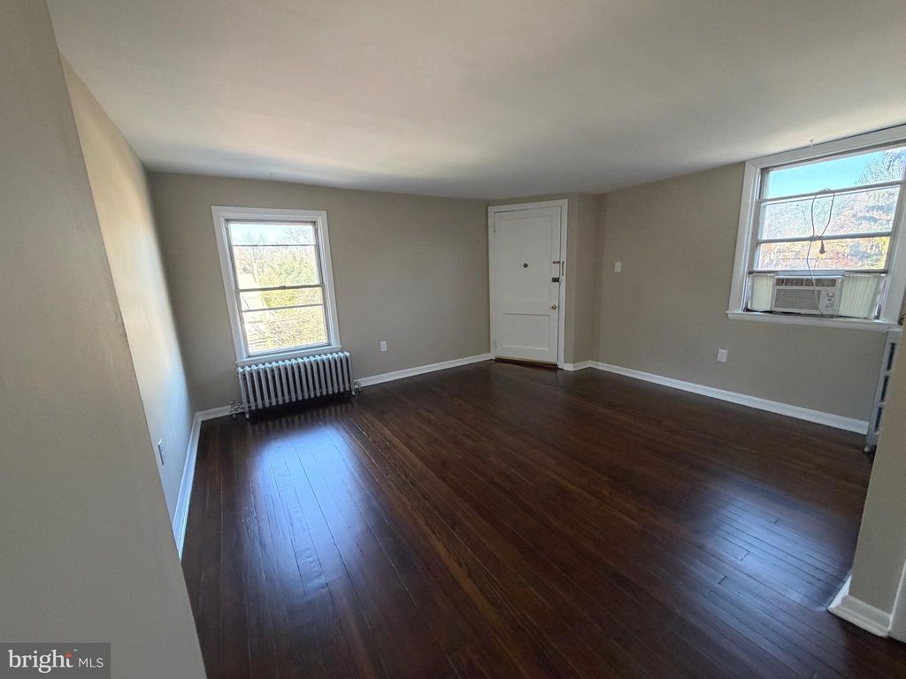 Photo of 24 W Greenwood Avenue #3RD FLOOR, LANSDOWNE, PA 19050 (MLS # PADE2104706)