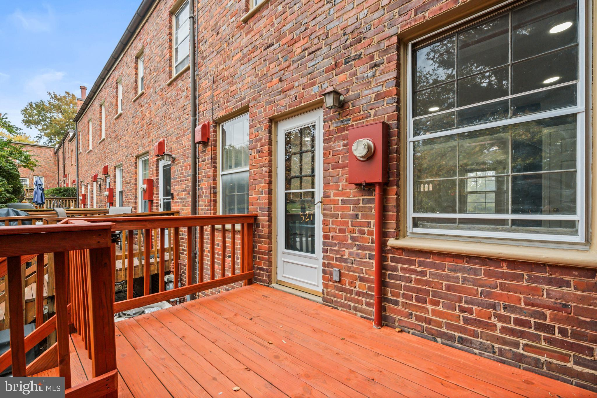 ARLINGTON VILLAGE - Residential