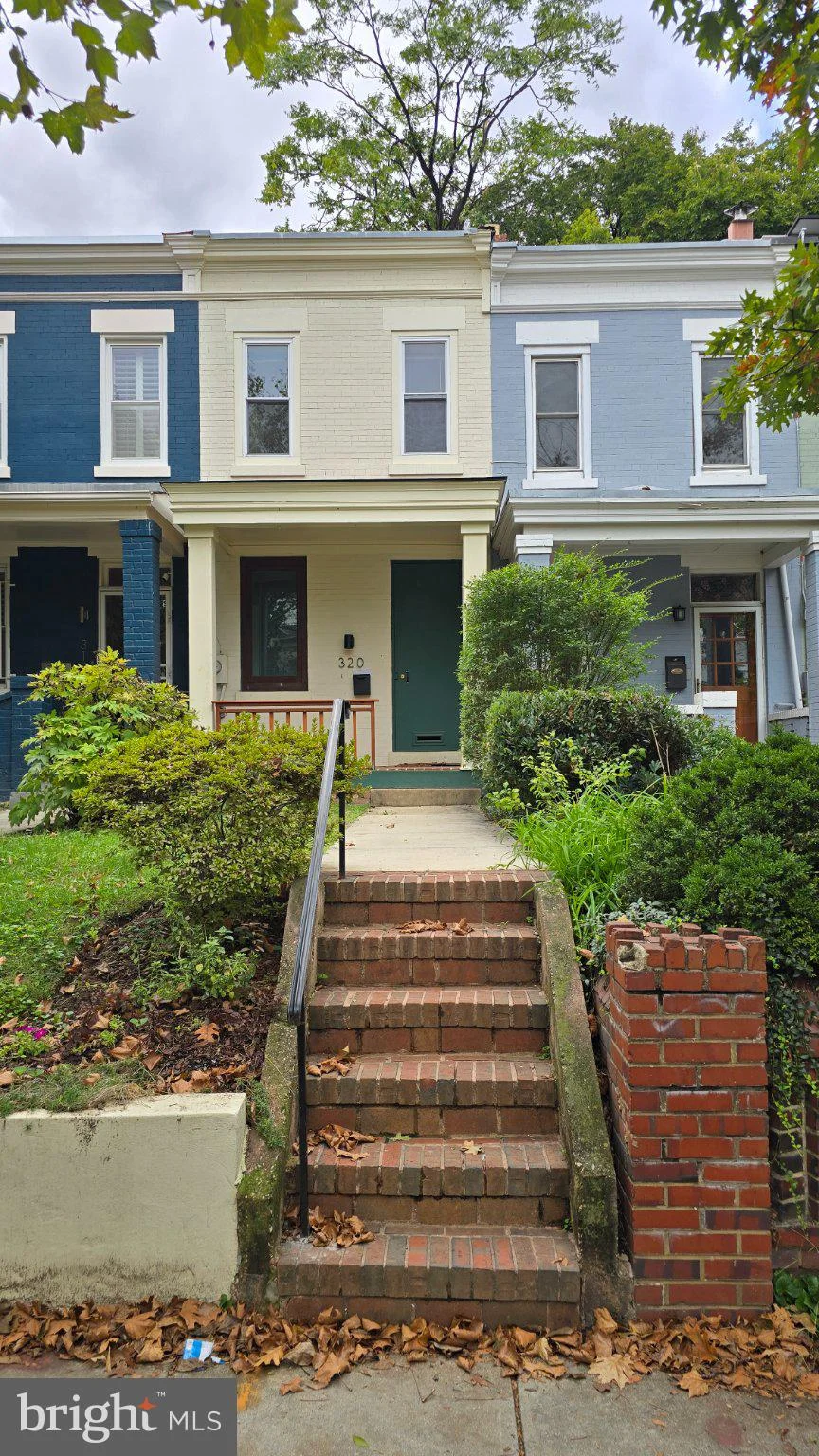 320 14th Street NE, Washington, DC 20002