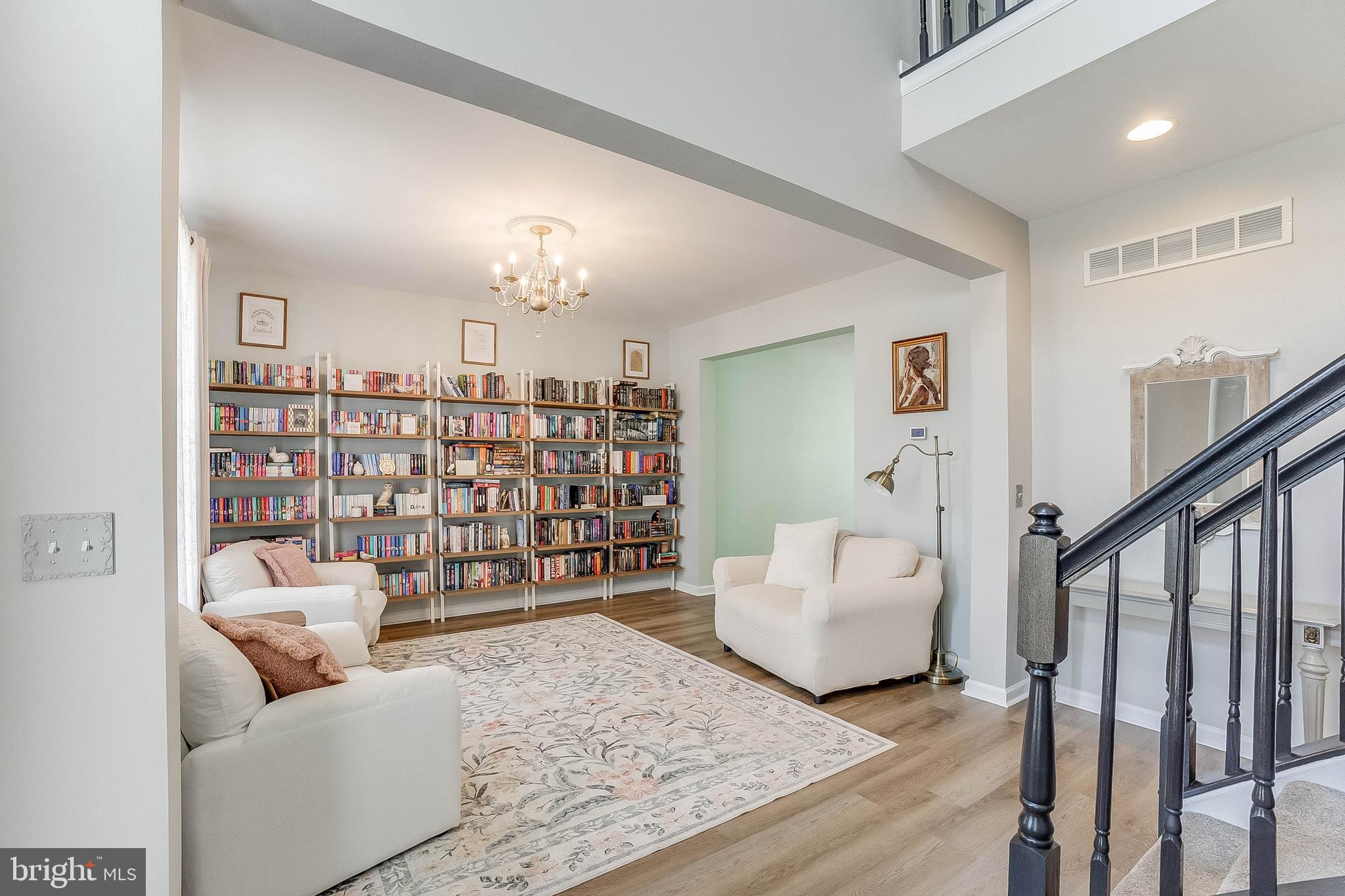 6 COSTABELLA COURT