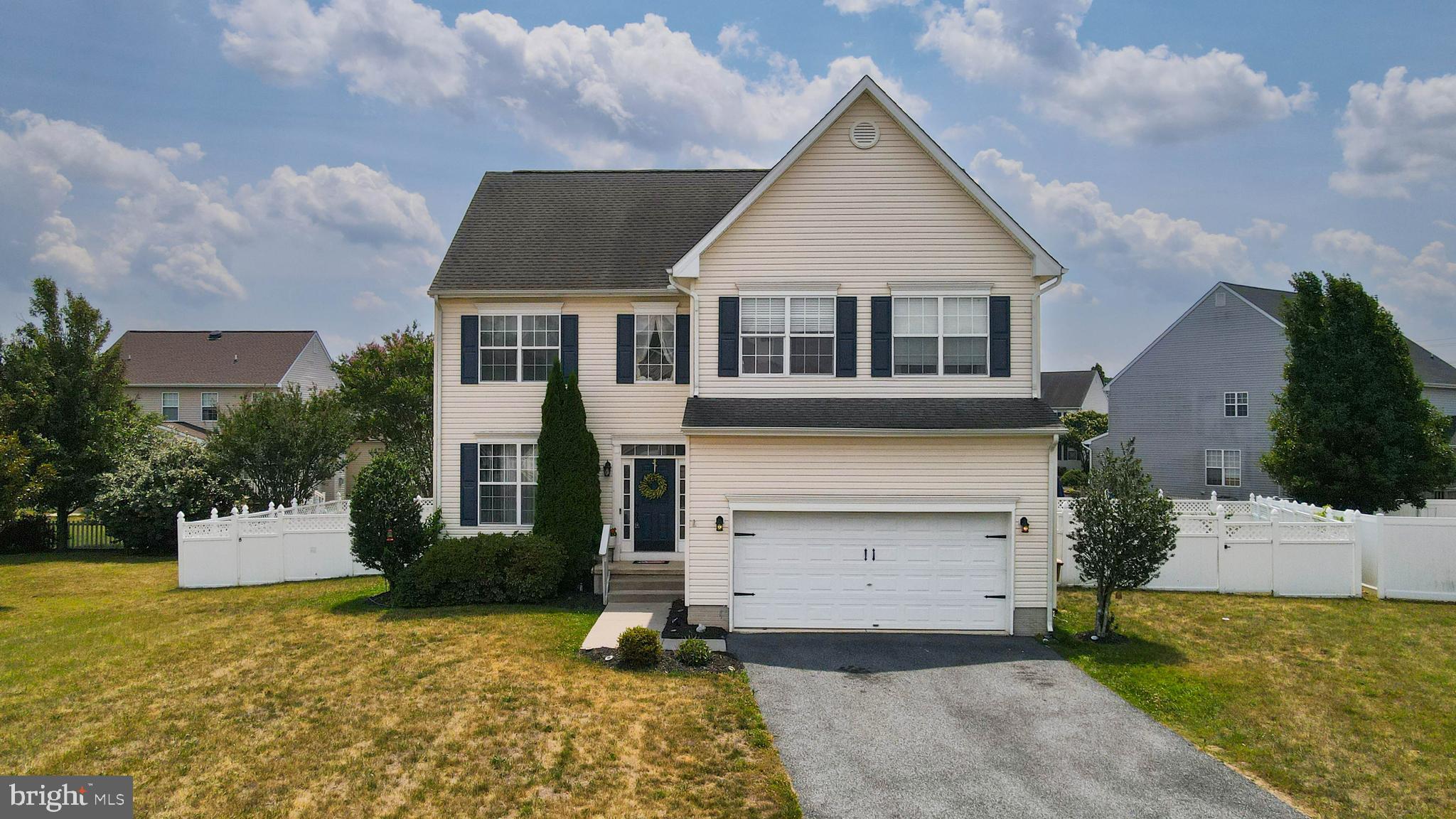 6 COSTABELLA COURT