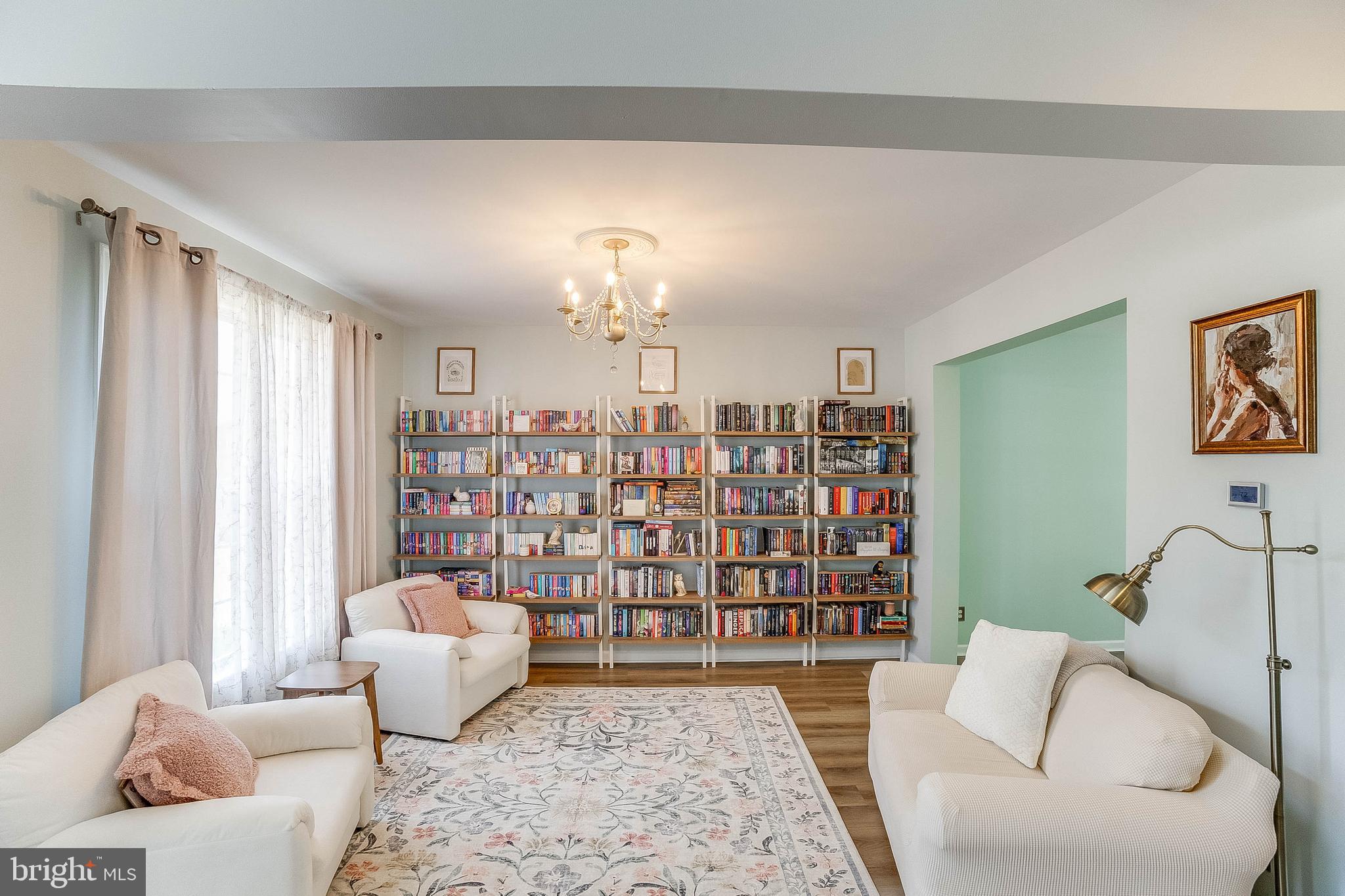 6 COSTABELLA COURT