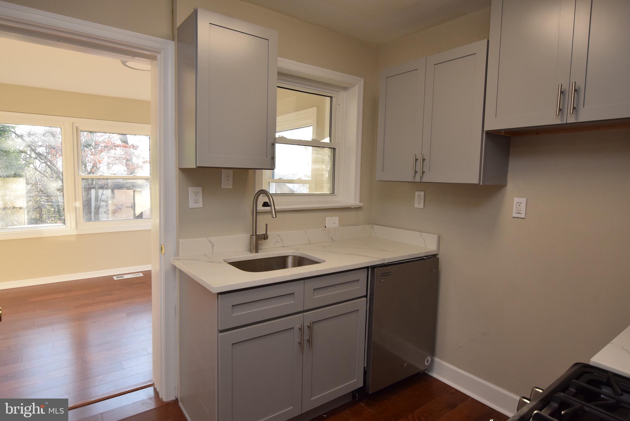 WASHINGTON SUBURBAN HOME - Residential