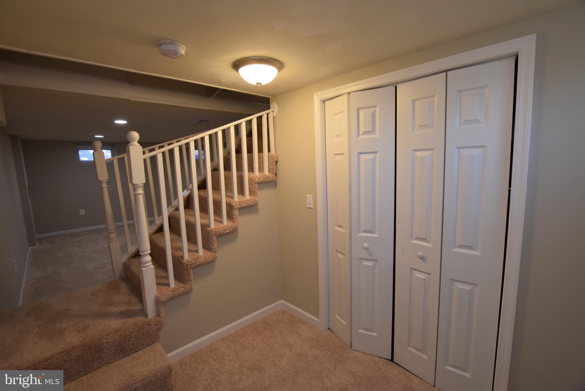 WASHINGTON SUBURBAN HOME - Residential