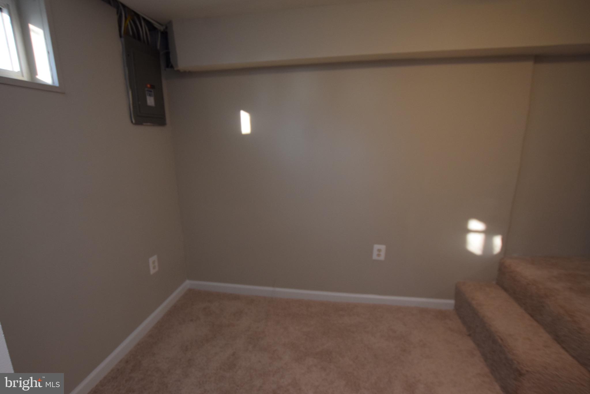 WASHINGTON SUBURBAN HOME - Residential