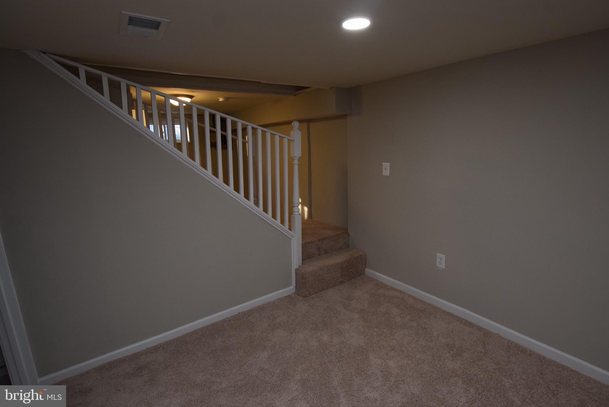 WASHINGTON SUBURBAN HOME - Residential