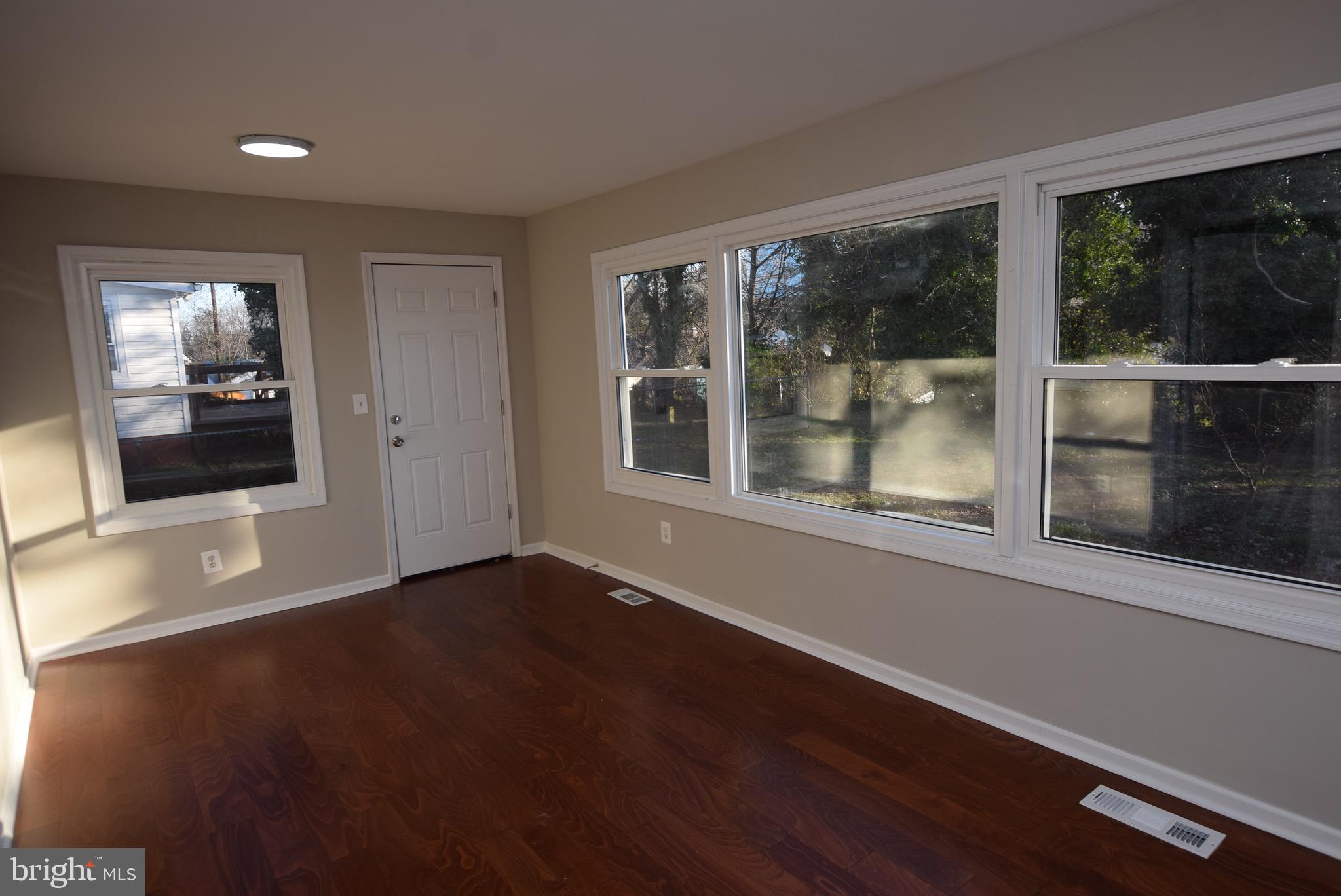 WASHINGTON SUBURBAN HOME - Residential