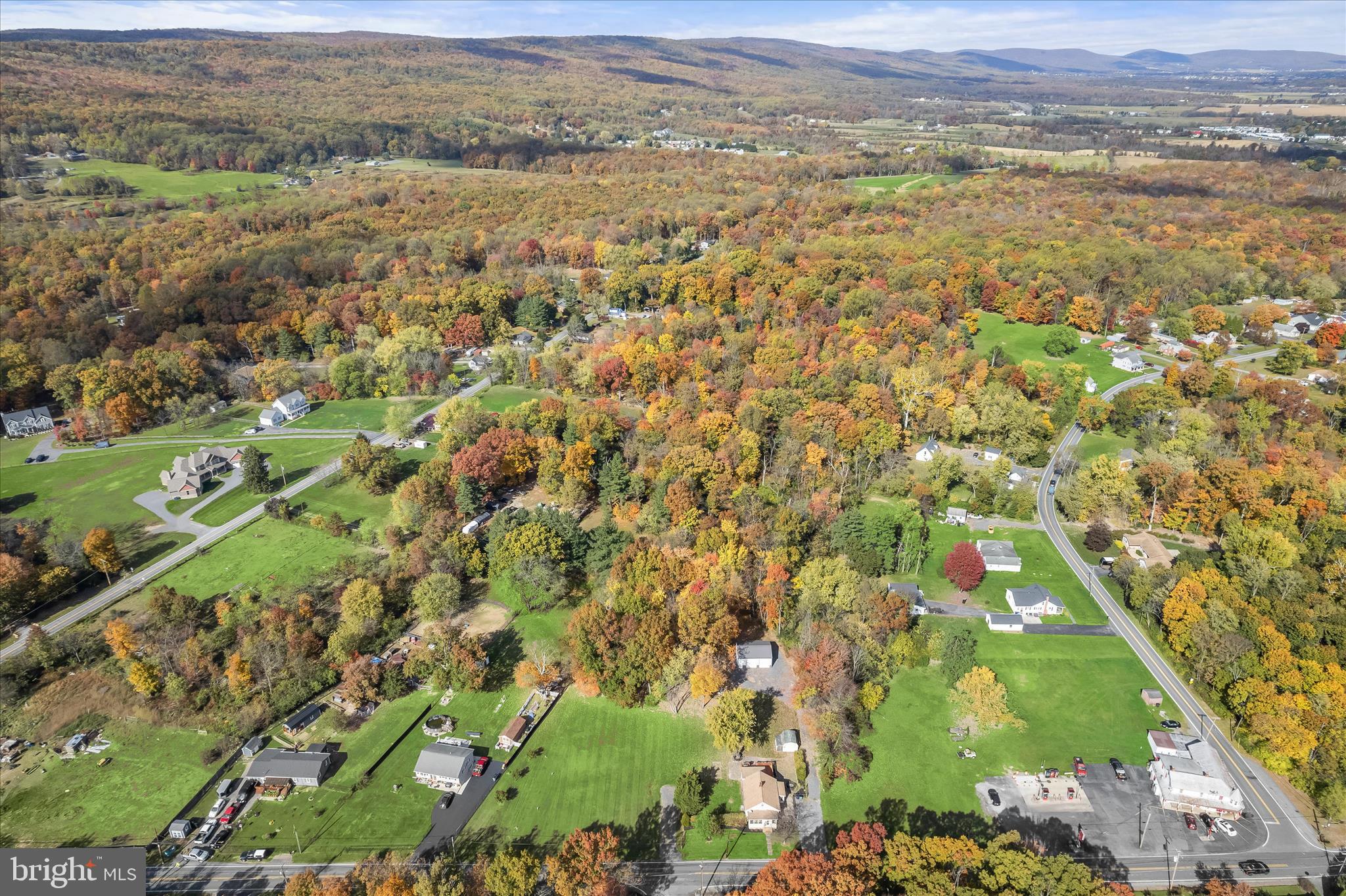 MOUNTAINDALE - Residential