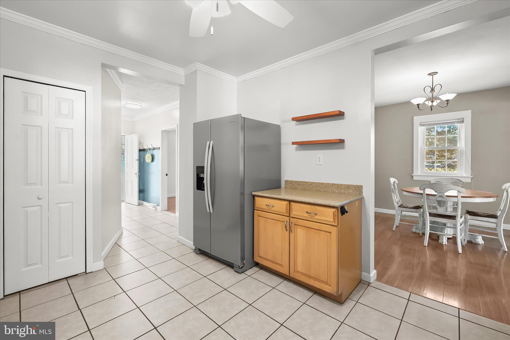 MOUNTAINDALE - Residential