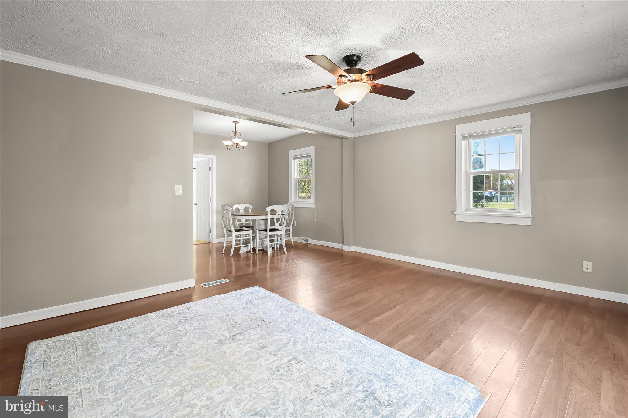 MOUNTAINDALE - Residential