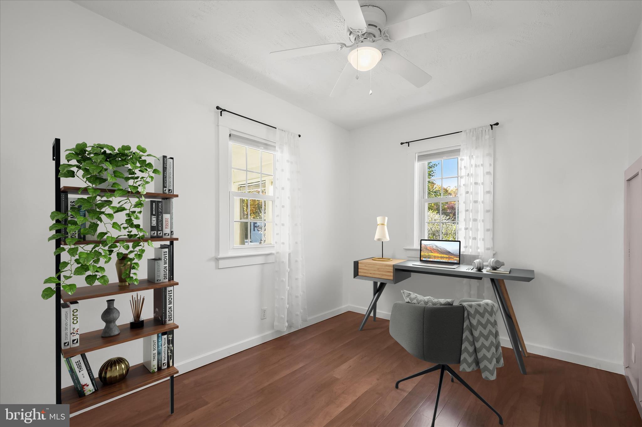 MOUNTAINDALE - Residential