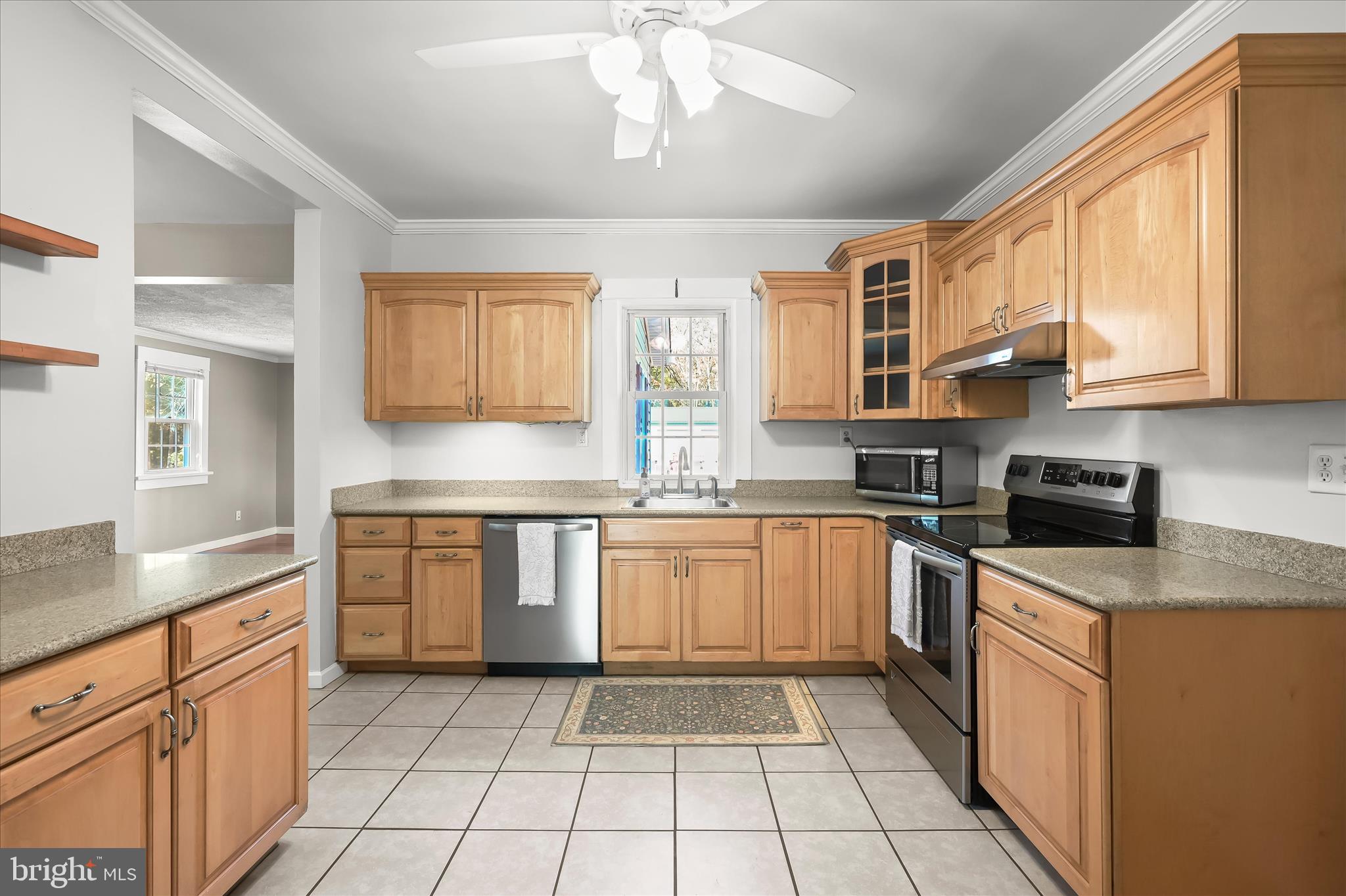 MOUNTAINDALE - Residential