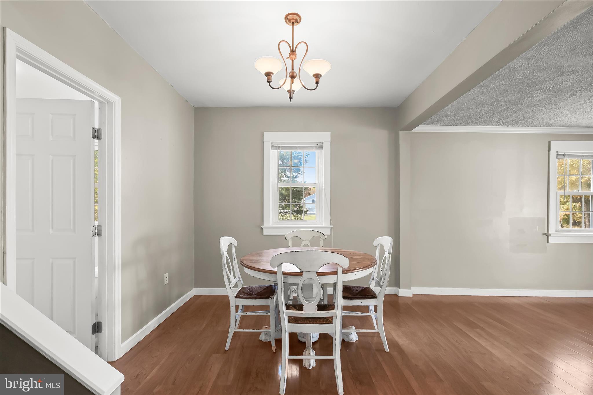 MOUNTAINDALE - Residential