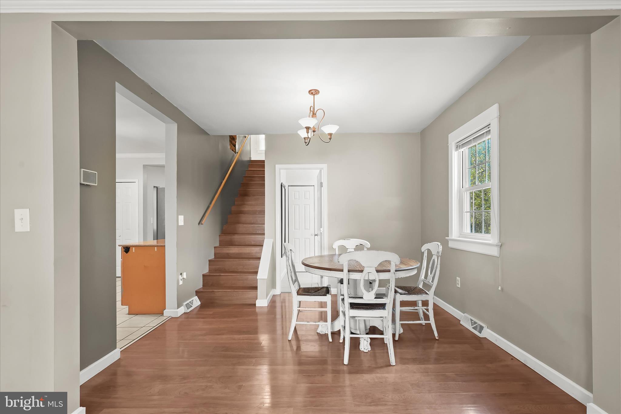 MOUNTAINDALE - Residential