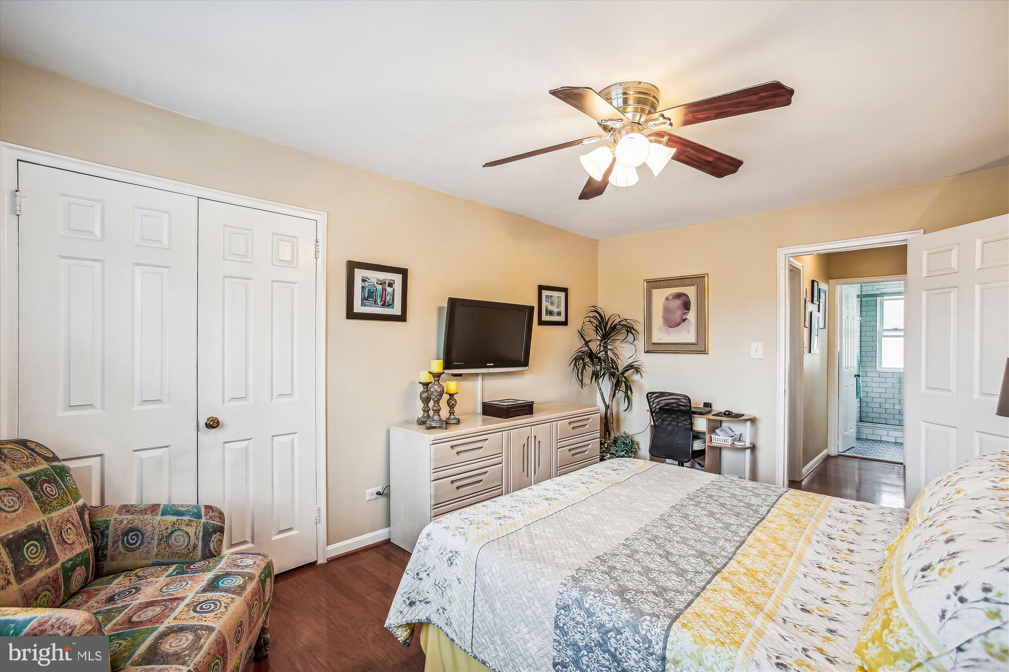 ARLINGTON OAKS - Residential