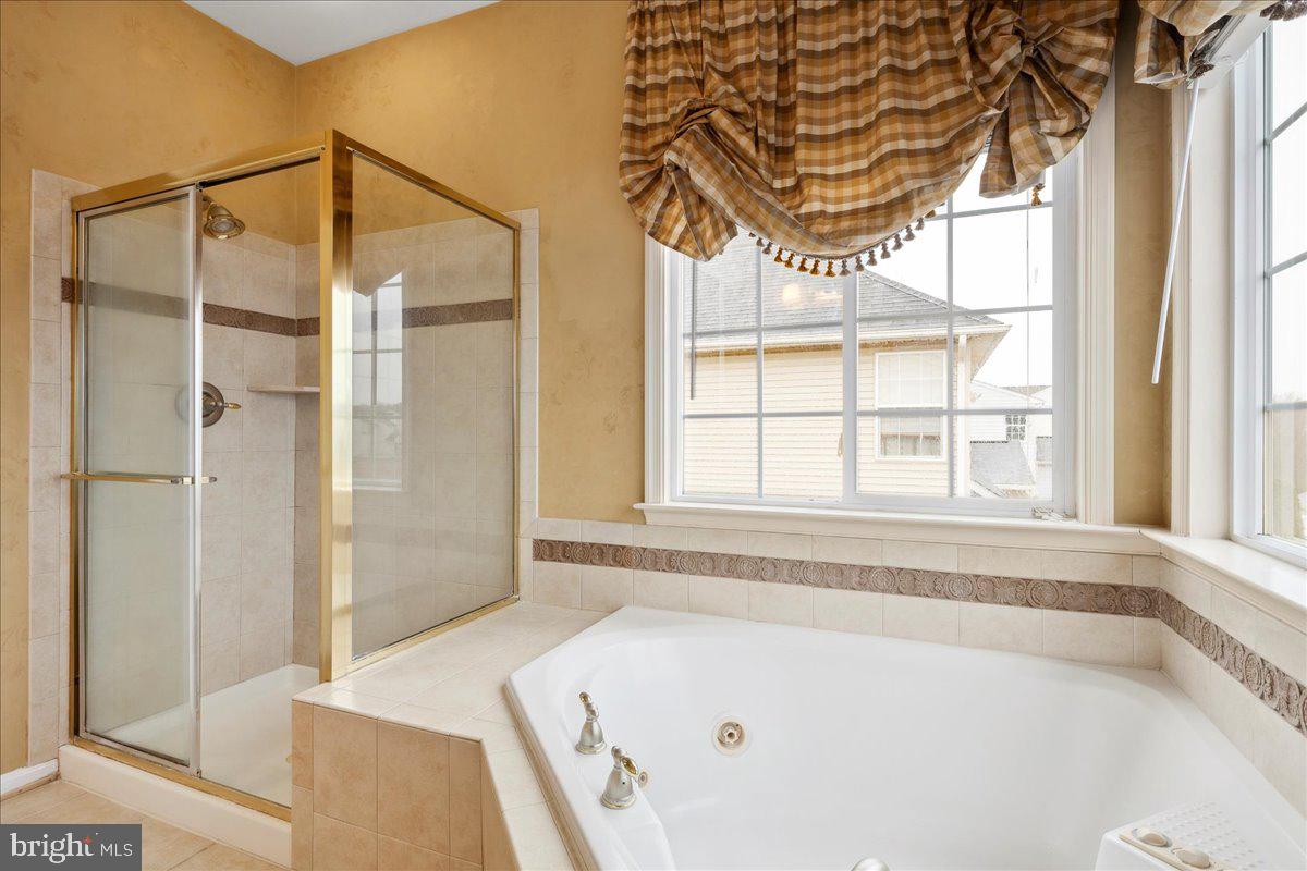 CEDAR BROOKE - Residential