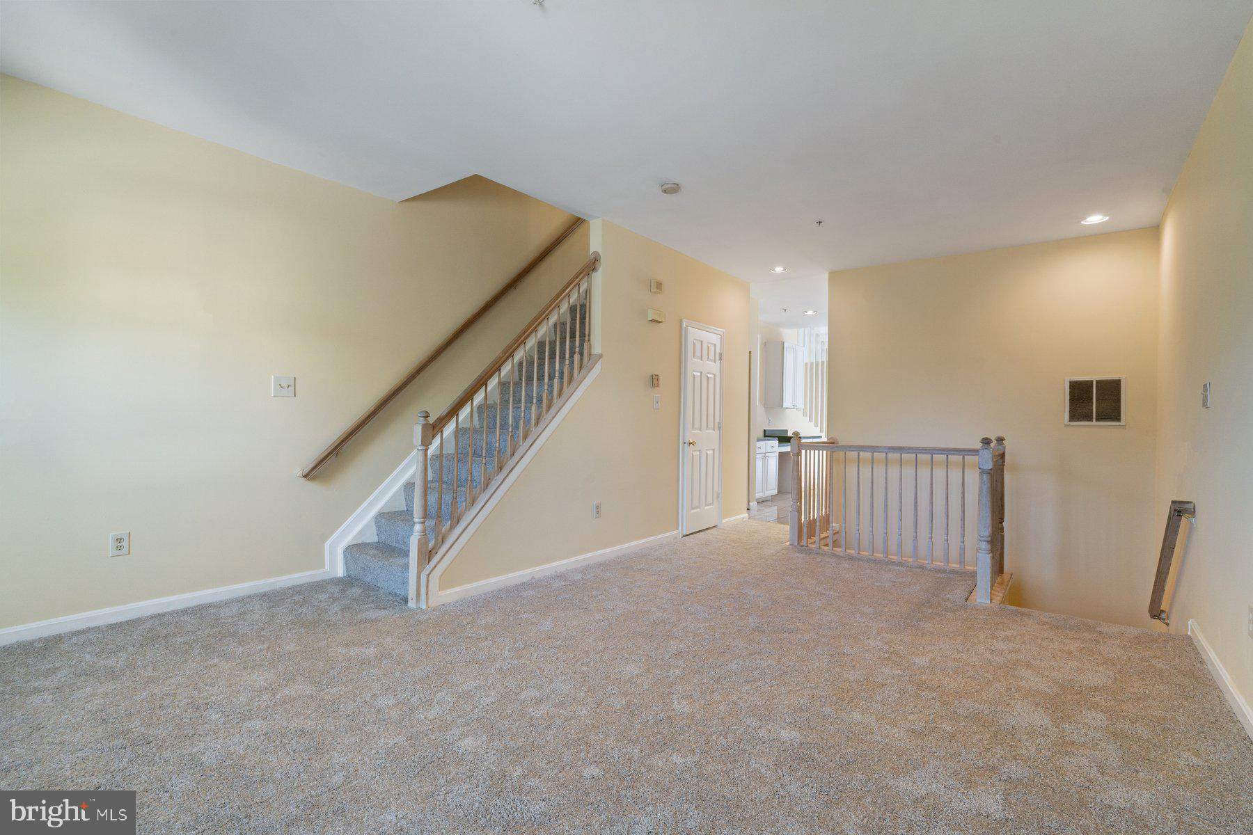 OWINGS MILLS - Residential