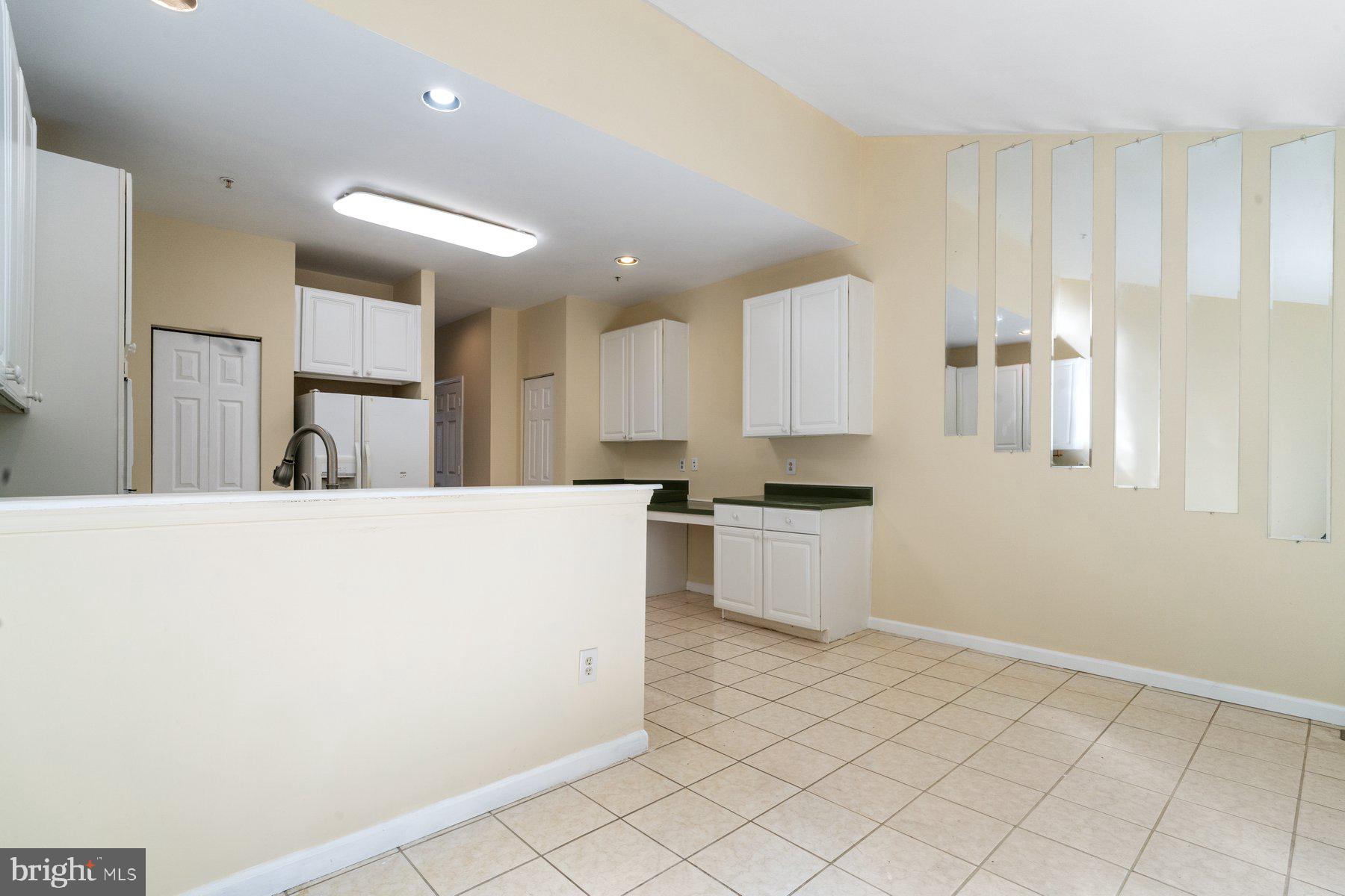 OWINGS MILLS - Residential