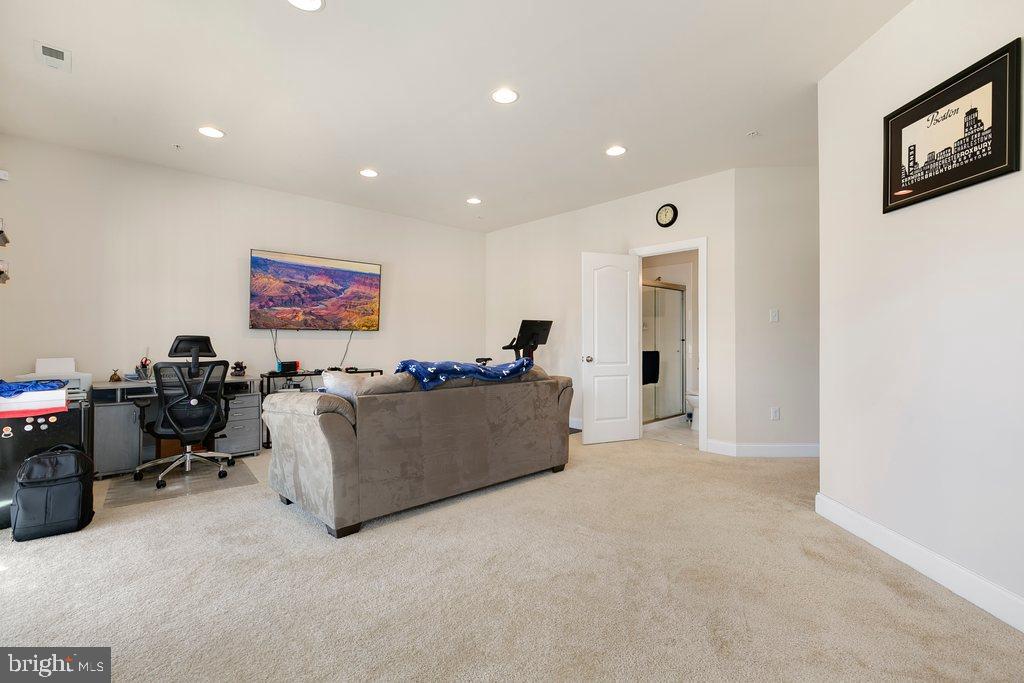 ROCK CREEK WOODS - Residential