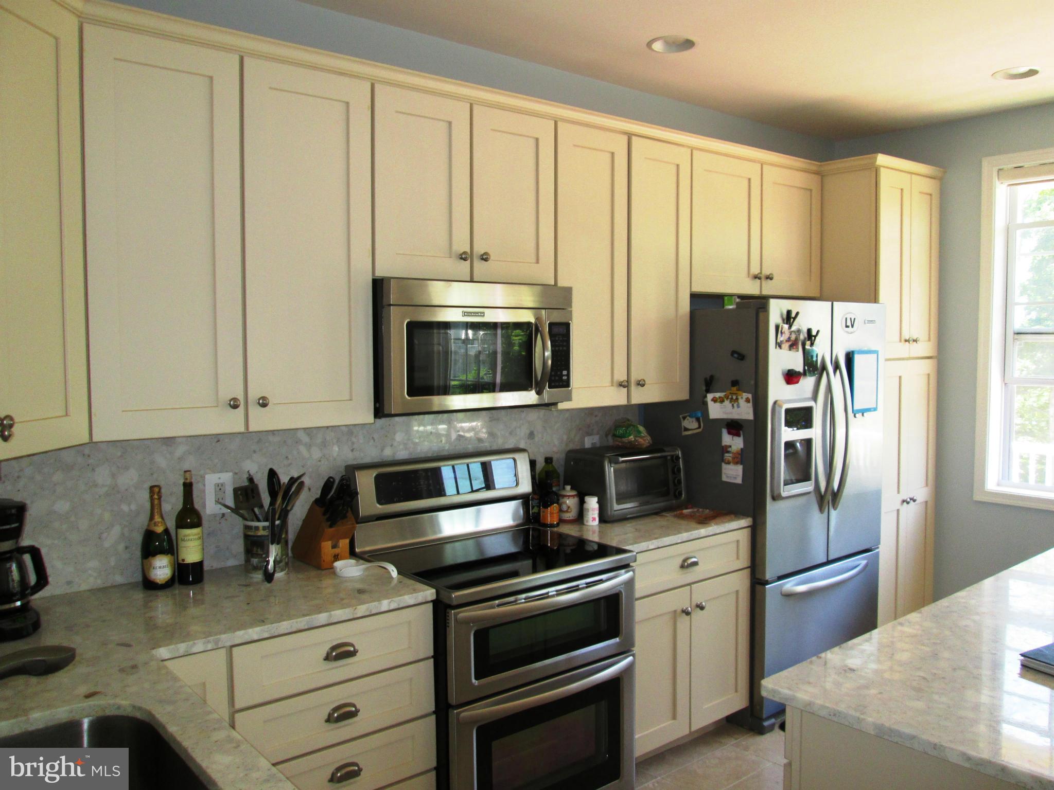 LOUDOUN VALLEY ESTATES 2 - Residential Lease