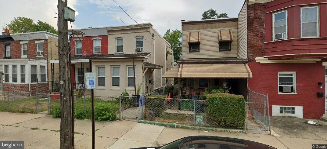 PHILADELPHIA (WEST) - Residential