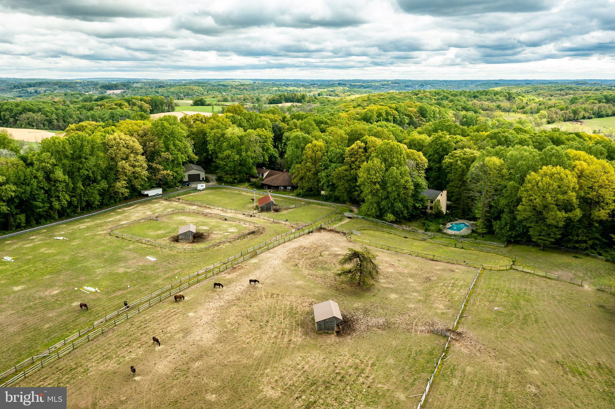 CHESHIRE HUNT - Residential
