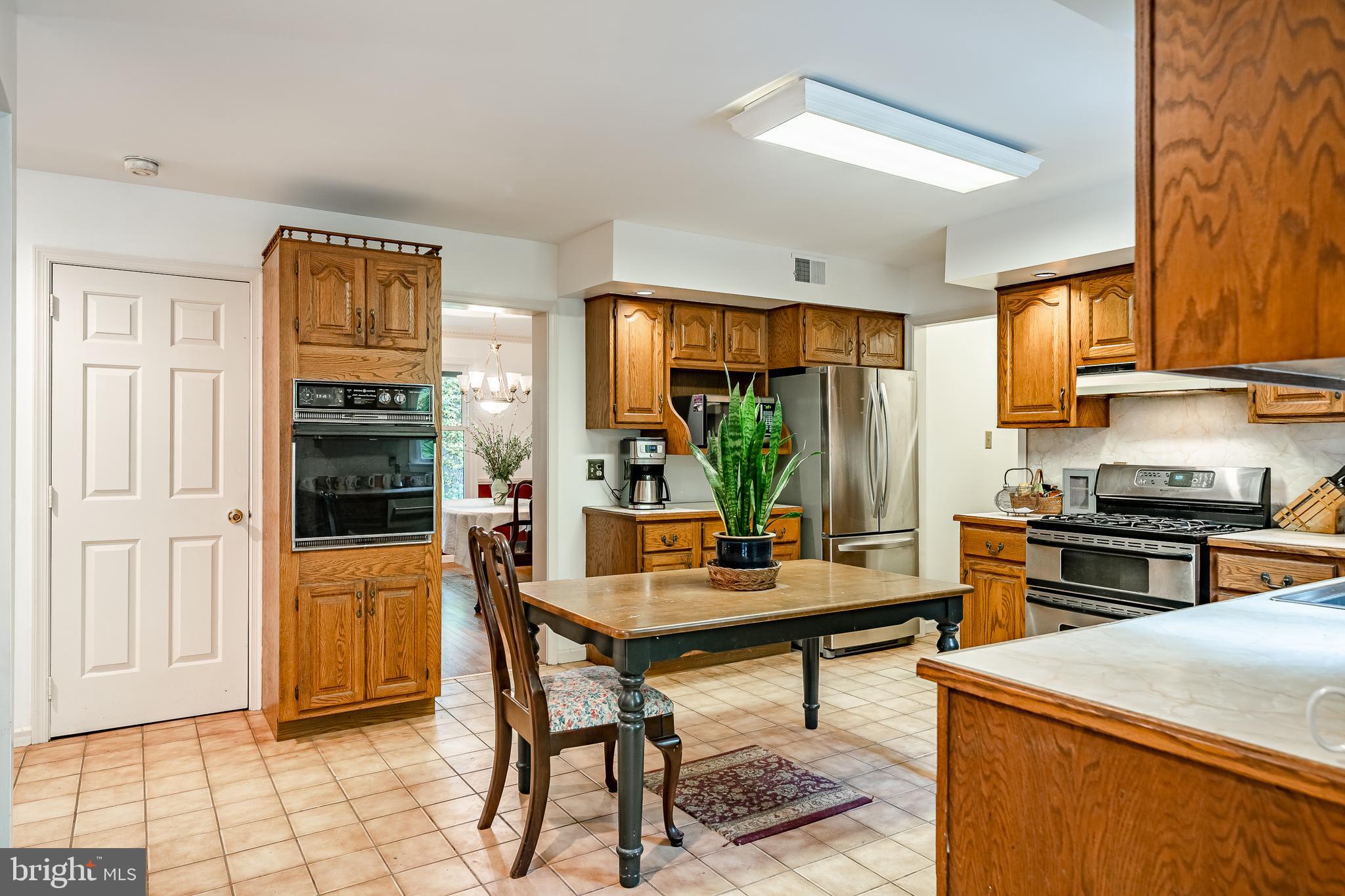 CHESHIRE HUNT - Residential